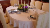 Avella dining detail